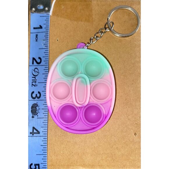 ☀️3/$12☀️ Letter “O” Pop It Fidget Toy Keychain - Picture 3 of 5
